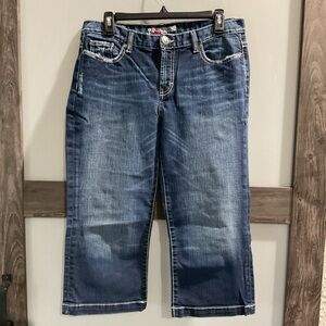 EUC- BKE Drew crop jeans
